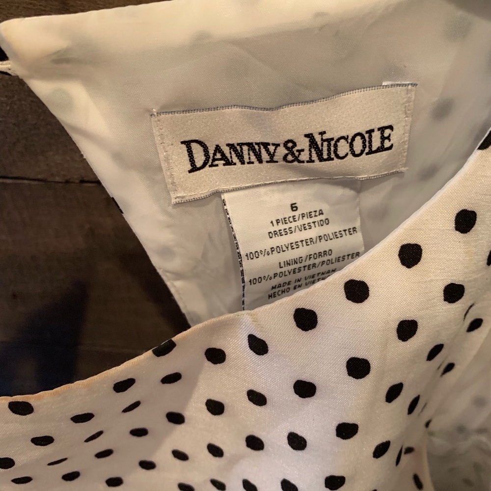 Black/white polka dot dress - Picture 2 of 4